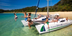 abel tasman sailing thumb