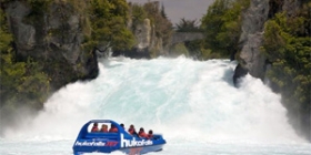 huka falls jet thumb