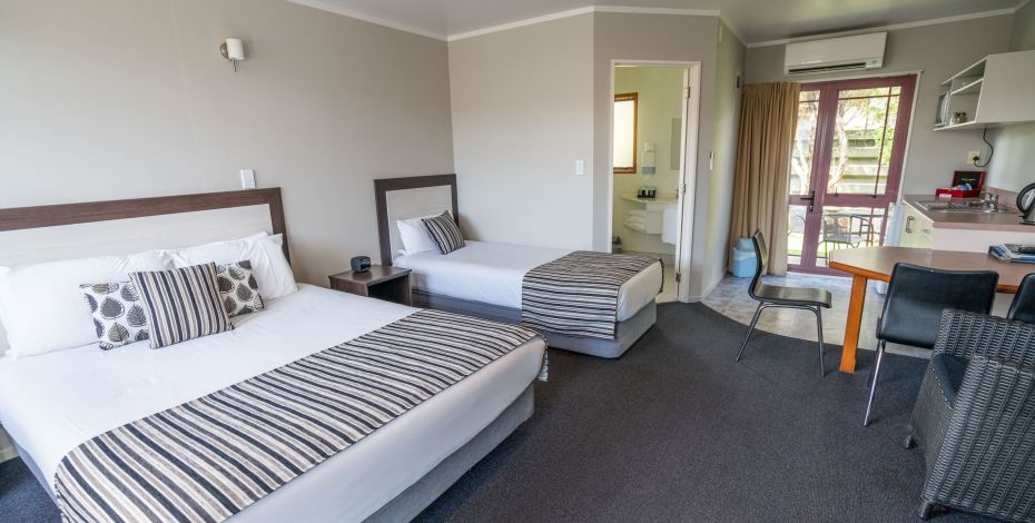 Stray中文游酒店北岛陶波湖Quality Inn Acapulco房间2