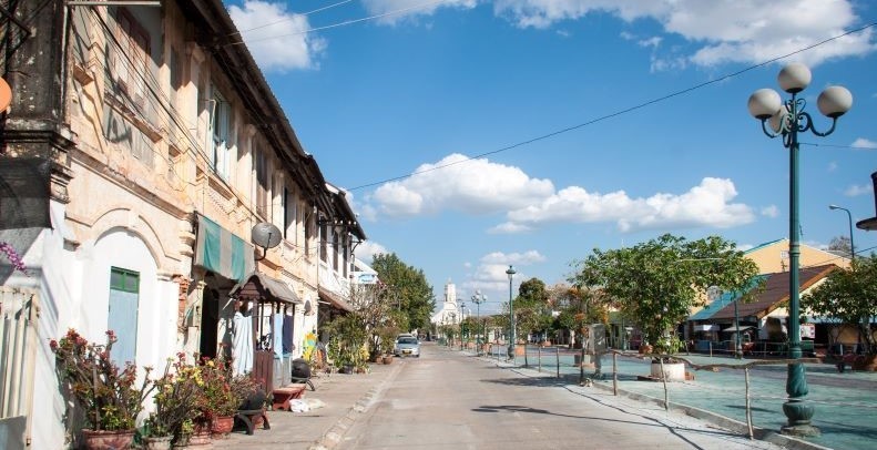 Savannakhet street Laos3