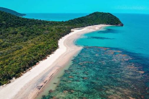 cape tribulation in daintree 