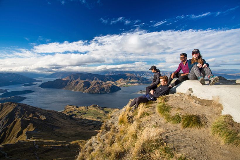wanaka royspeak group climb straynz