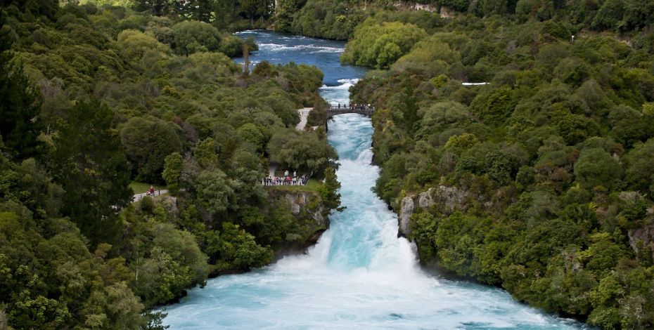 03 Huka Falls