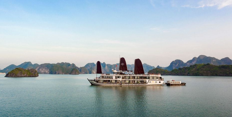 24 25 SEA Accommodation Halong Bay Overview