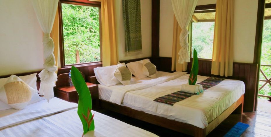 24 25 SEA Accommodation Kong Lor Room