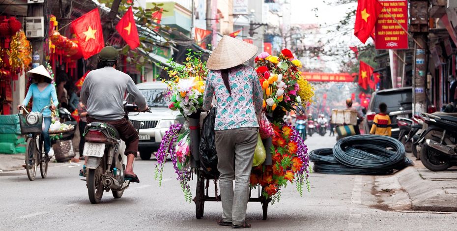 24 25 SEA Highlight Hanoi Vendor