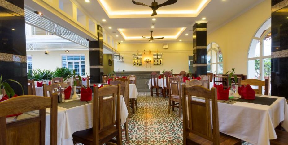 Grand Bayon Hotel-Restaurant