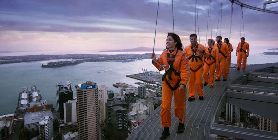 SkyWalk auckland sky tower