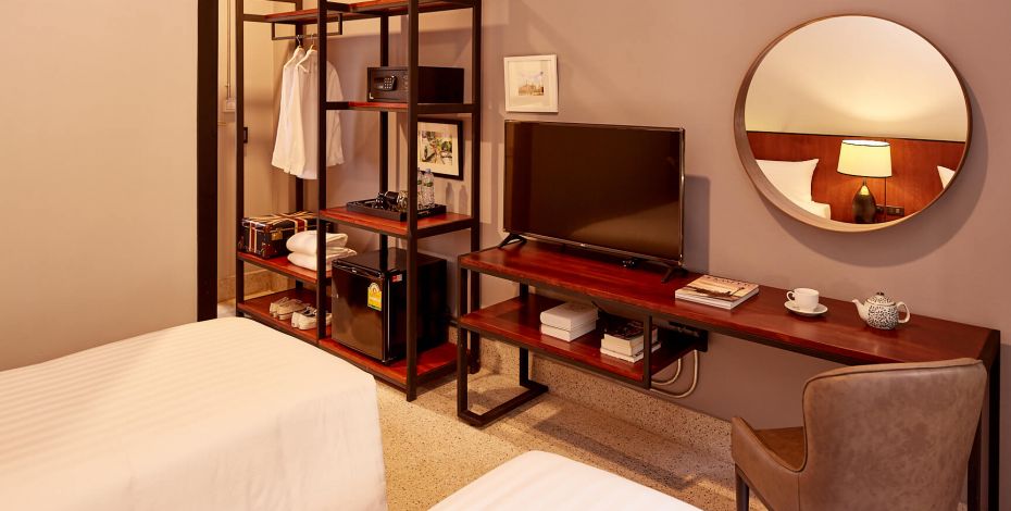 W22 Bangkok Standard Room