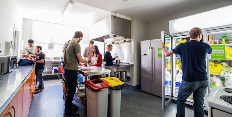 YHA Christchurch kitchen