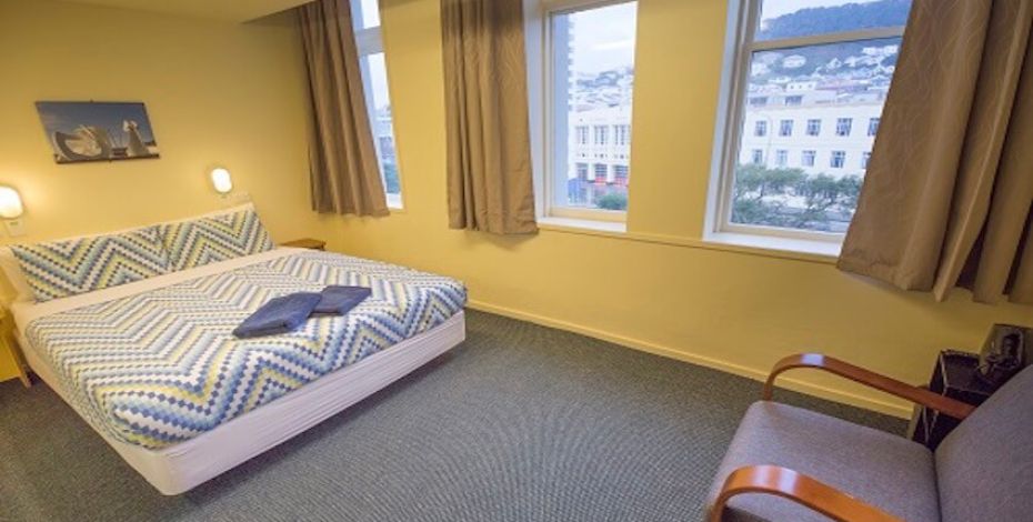 YHA Wellington double room Stray New Zealand