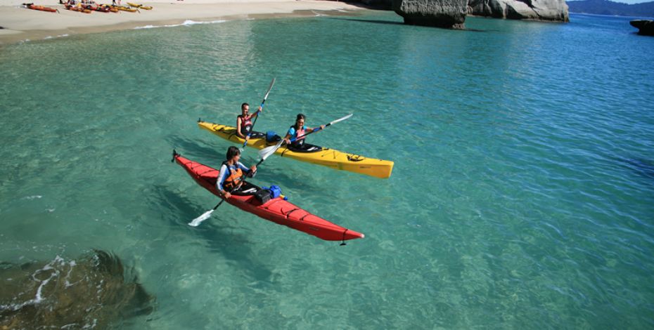 cathedral cove kayak