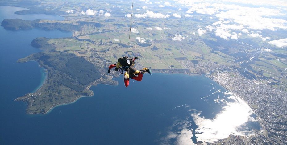 taupotandemskydivingfreefall