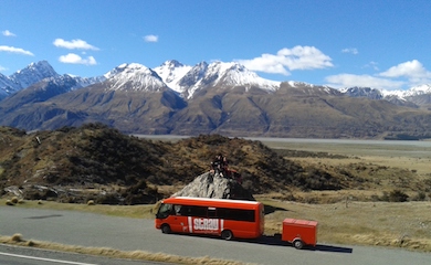 small bus thumb