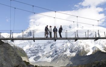 MT COOK hooker valley suspension bridge