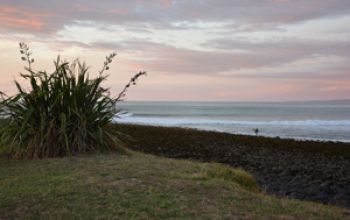 Raglan Beach Thumb